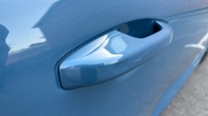 Volvo XC40 2.0 B3P Ultra Dark 5dr Auto Petrol Estate